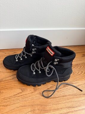 Hunter Black Trail Ankle Boots